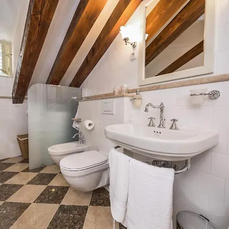 Walls Prázdninový dům *