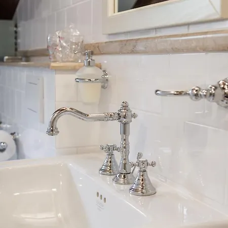 Walls Holiday home *