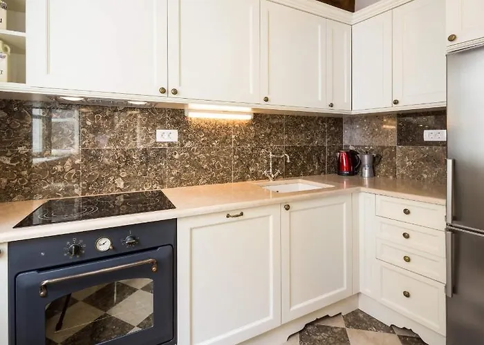 Walls Casa de Férias Hvar Town